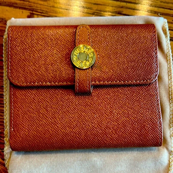 HOST PICK🎉NWOTHermes Calfskin wallet. Pouch/card&box.Seude interior&signage. - Picture 2 of 12